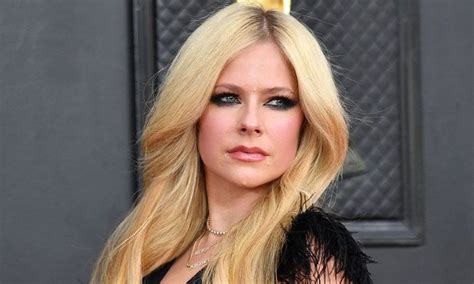 avril lavigne boobs|Avril Lavigne stuns in see